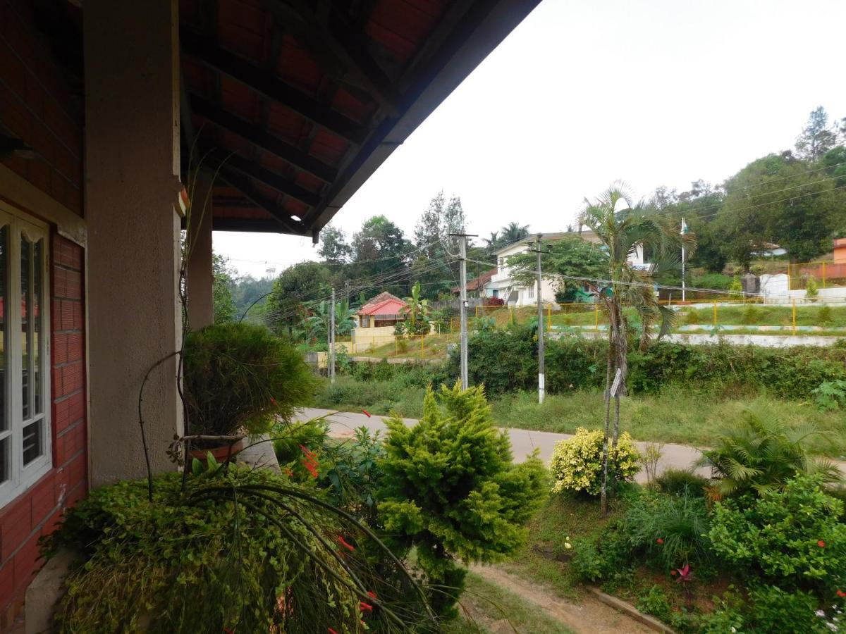 Cauvery Homestay Somvārpet Extérieur photo