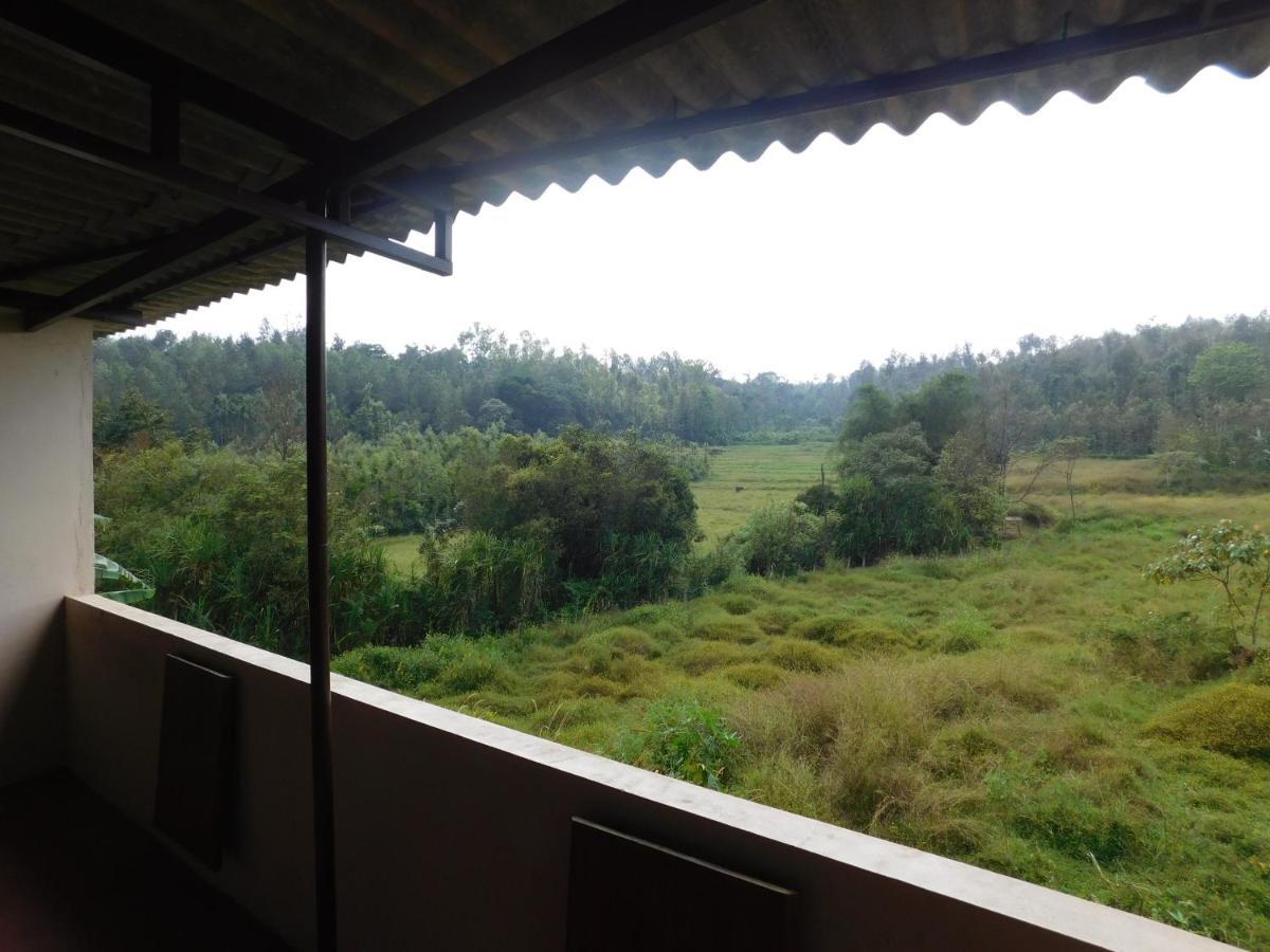 Cauvery Homestay Somvārpet Extérieur photo
