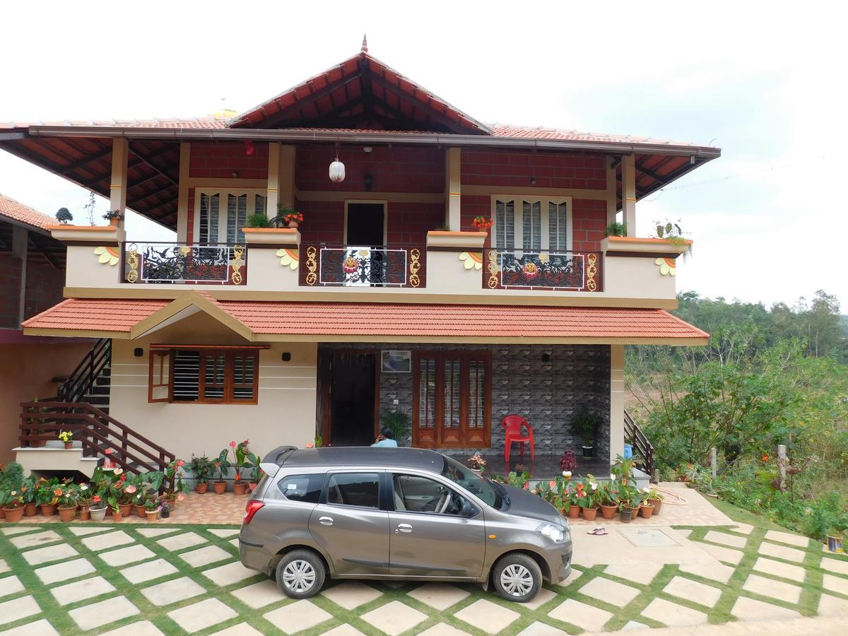 Cauvery Homestay Somvārpet Extérieur photo